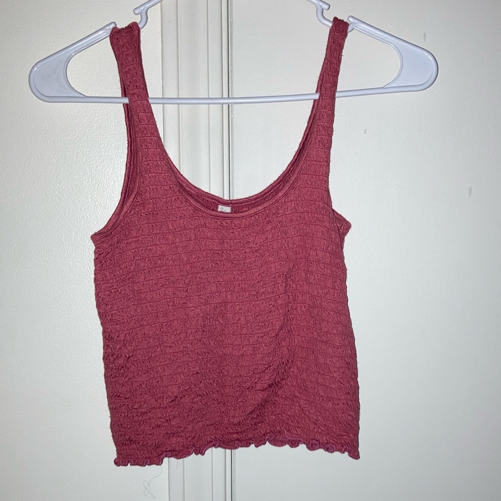 Sabrina Carpenter for Aero Tank